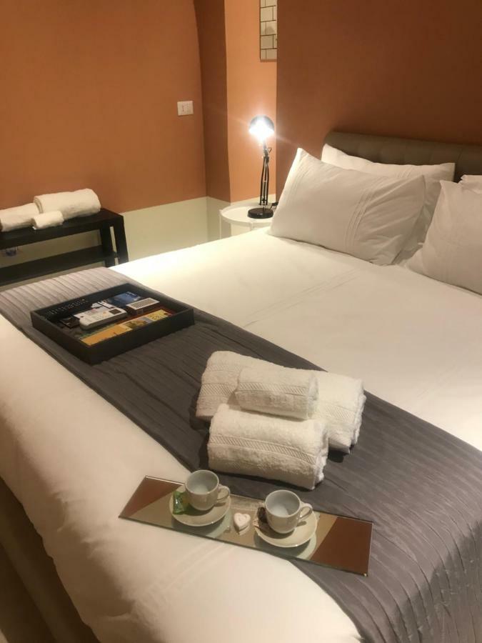 Tresette Toledo Bed & Breakfast Наполи Екстериор снимка